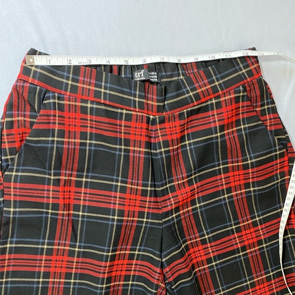 Zara Plaid Cropped Pants - Picture 5 of 6
